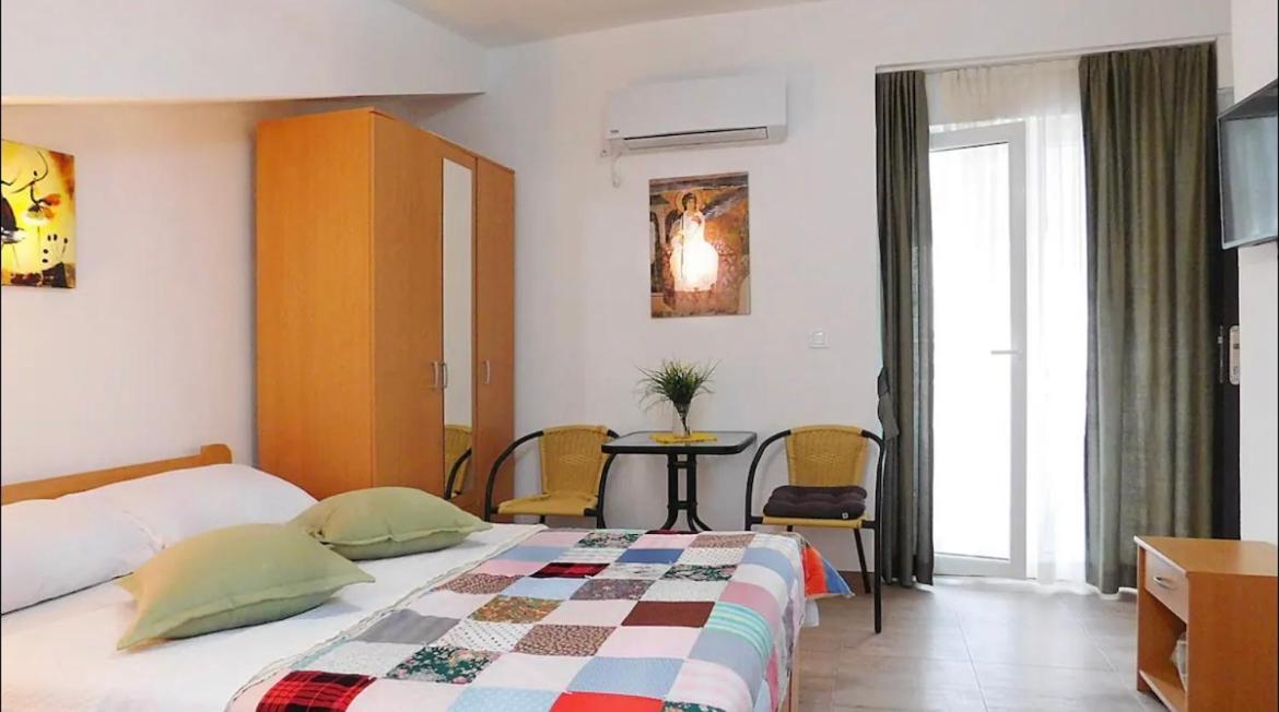 Apartments Lekic Budua Esterno foto